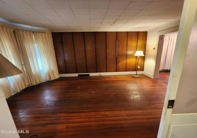 Photo 4 of Single family home for sale at 119 Swan St, Schenectady, NY 12302 | MLS# 202625363 | Listing updated on 2026-09-04