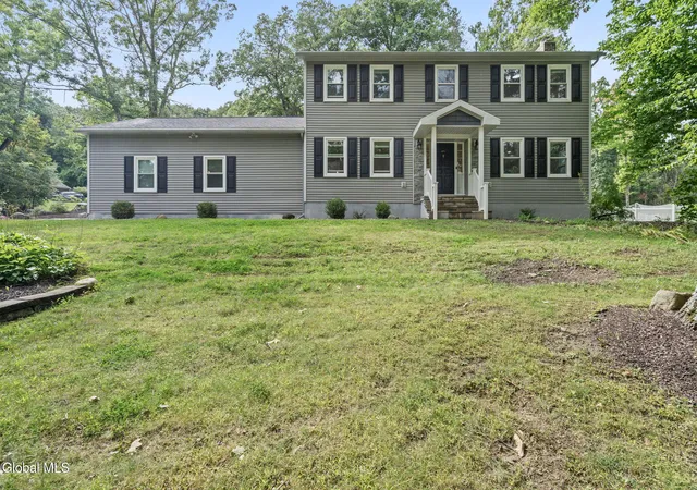 Photo 3 of Single family home for sale at 2279 Pine Ridge Rd, Schenectady, NY 12309 | MLS# 202625733 | Listing updated on 2026-09-29