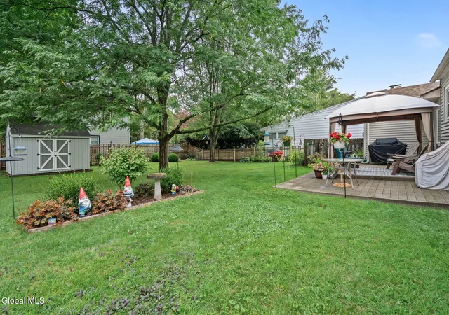 Photo 3 of Sale Pending at 303 Wren St, Glenville, NY 12302 | MLS# 202625696 | Listing updated on 2026-09-15