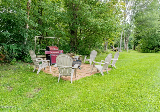 Photo 3 of Single family home for sale at 612 Bunker Hl Rd, Mayfield, NY 12117 | MLS# 202625494 | Listing updated on 2026-10-12