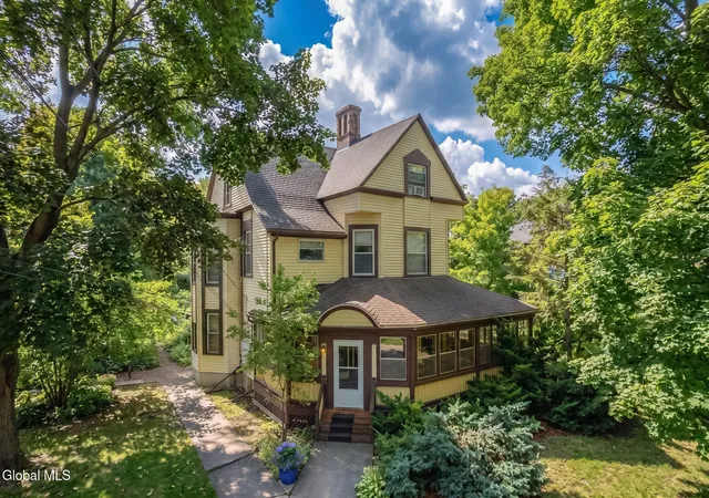 Photo 1 of Sale Pending at 141 S Allen St, Albany, NY 12208 | MLS# 202625663 | Listing updated on 2026-09-26