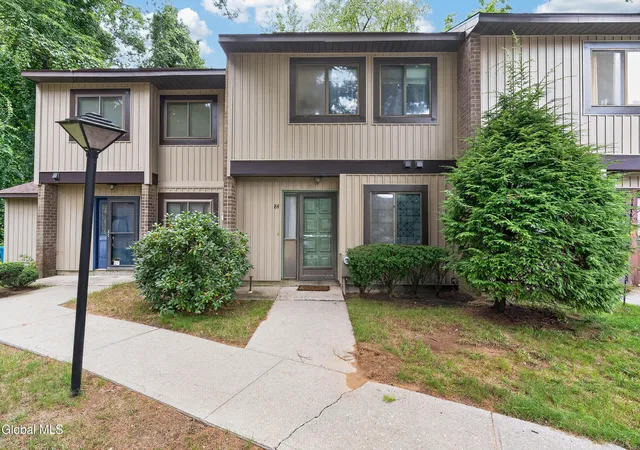 Photo 1 of Single family home for sale at 84 Crestwood Ter, Albany, NY 12203 | MLS# 202625434 | Listing updated on 2026-09-18