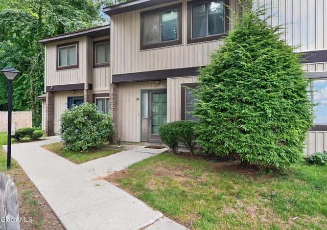 Photo 3 of Single family home for sale at 84 Crestwood Ter, Albany, NY 12203 | MLS# 202625434 | Listing updated on 2026-09-18