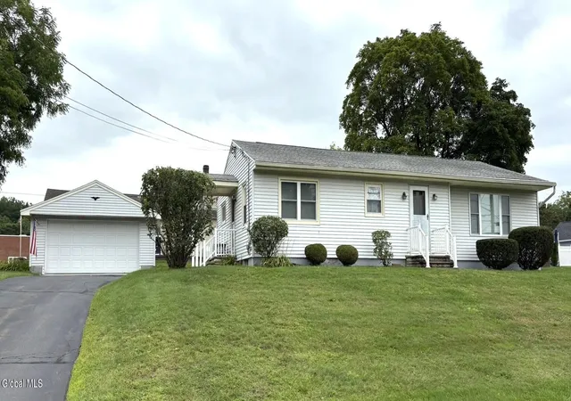Photo 2 of Sale Pending at 129 S Pearl St, Mechanicville, NY 12118 | MLS# 202626470 | Listing updated on 2026-09-24