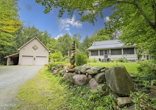 Photo 2 of Single family home for sale at 379 N Shore Rd, Gloversville, NY 12078 | MLS# 202625460 | Listing updated on 2026-09-30