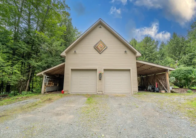Photo 3 of Single family home for sale at 379 N Shore Rd, Gloversville, NY 12078 | MLS# 202625460 | Listing updated on 2026-09-30