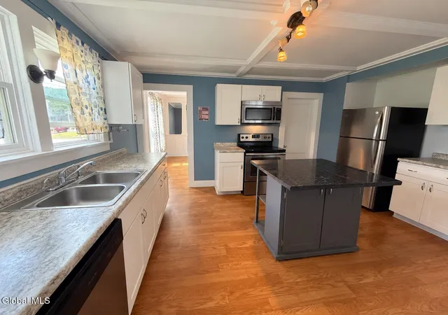 Photo 3 of Single family home for sale at 6 Lincoln St, Granville, NY 12832 | MLS# 202625568 | Listing updated on 2026-09-14