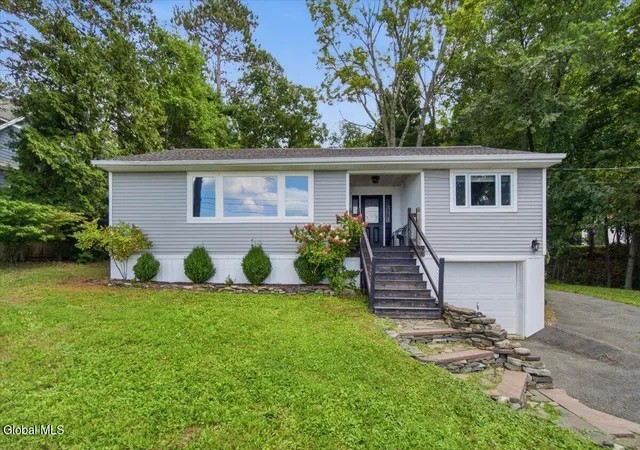 Photo 1 of Single family home for sale at 1142 Nys Rt 9p, Saratoga, NY 12866 | MLS# 202625625 | Listing updated on 2026-09-14
