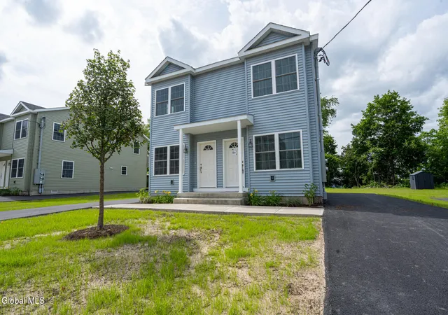 Photo 1 of Townhouse for sale at 526 Summit Ave, Schenectady, NY 12307 | MLS# 202625504 | Listing updated on 2026-09-06
