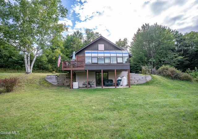 Photo 4 of Single family home for sale at 40 Duell Hl Rd, Brant Lake, NY 12815 | MLS# 202625851 | Listing updated on 2026-09-28