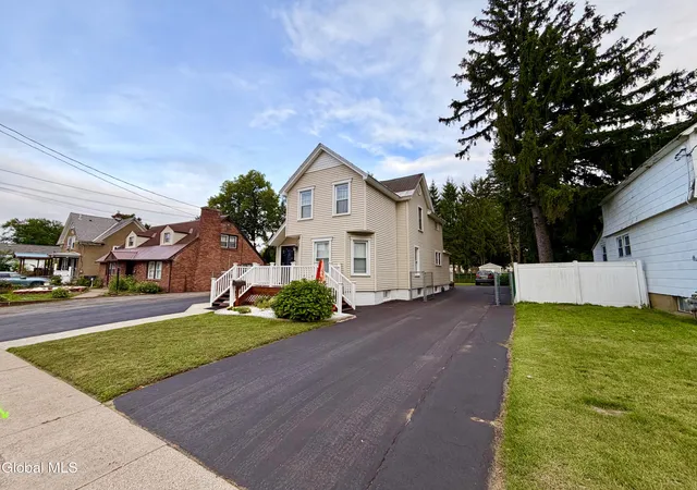Photo 2 of Sale Pending at 223 Edward St, Schenectady, NY 12304 | MLS# 202625511 | Listing updated on 2026-09-18