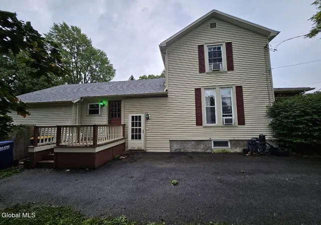 Photo 3 of Sale Pending at 529 Tilden St, Oneida, NY 13421 | MLS# 202625556 | Listing updated on 2026-09-17