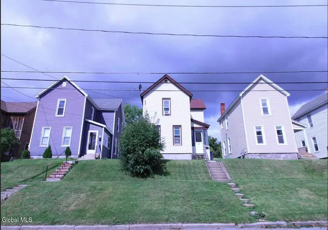 Photo 2 of Single family home for sale at 23 Yost St, Johnstown, NY 12095 | MLS# 202625561 | Listing updated on 2026-09-16