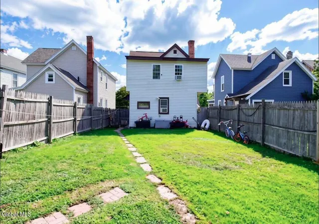 Photo 3 of Single family home for sale at 23 Yost St, Johnstown, NY 12095 | MLS# 202625561 | Listing updated on 2026-09-16