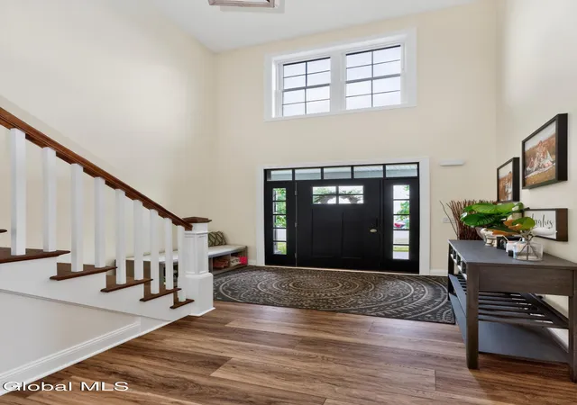 Photo 4 of Single family home for sale at 4 Magnolia Ct, Ballston Spa, NY 12020 | MLS# 202625632 | Listing updated on 2026-09-11