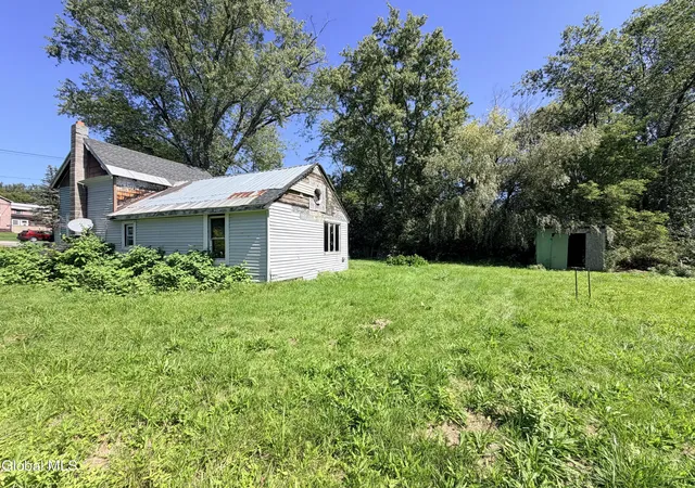 Photo 3 of Single family home for sale at 1517 State Hwy 29a, Gloversville, NY 12078 | MLS# 202625563 | Listing updated on 2026-09-08
