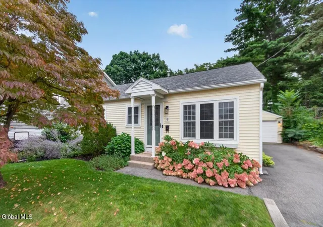 Photo 1 of Sale Pending at 9 Cottonwood Pl, Albany, NY 12205 | MLS# 202625775 | Listing updated on 2026-09-16