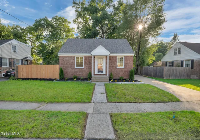 Photo 1 of Sale Pending at 41 Brent St, Colonie, NY 12205 | MLS# 202625720 | Listing updated on 2026-09-24
