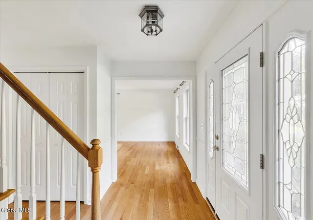 Photo 3 of Single family home for sale at 34 Darnley Greene, Delmar, NY 12054 | MLS# 202626335 | Listing updated on 2026-10-05