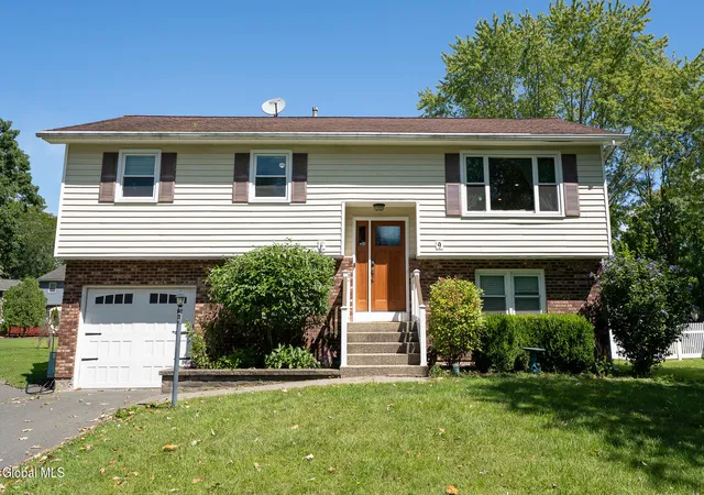 Photo 1 of Sale Pending at 9 Bellevue St, Selkirk, NY 12158 | MLS# 202625816 | Listing updated on 2026-09-16