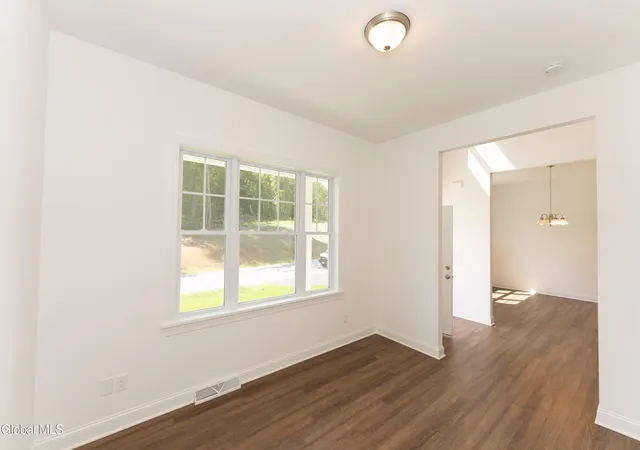 Photo 4 of Single family home for sale at 38 Tamarack St, Ballston Lake, NY 12019 | MLS# 202625702 | Listing updated on 2026-09-14