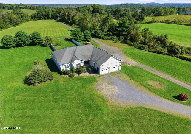 Photo 3 of Single family home for sale at 182 Coveville Rd #69, Schuylerville, NY 12871 | MLS# 202625631 | Listing updated on 2026-09-10