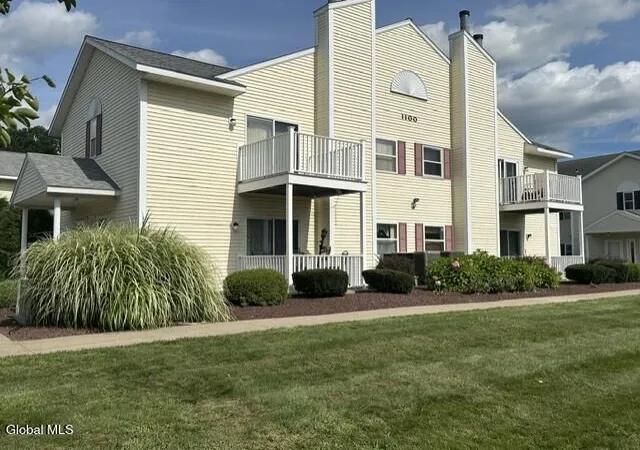 Photo 3 of Condo for sale at 1106 Cambridge Manor Dr #6, Schenectady, NY 12302 | MLS# 202625654 | Listing updated on 2026-09-17