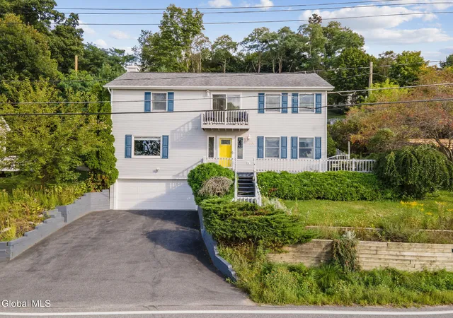 Photo 2 of Single family home for sale at 1202 Nys Rt 9p, Saratoga, NY 12866 | MLS# 202625728 | Listing updated on 2026-09-15