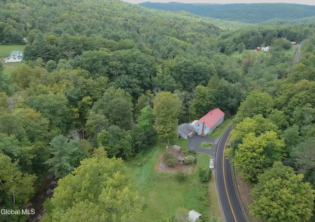 Photo 2 of Single family home for sale at 1499 Huntersland Rd, Middleburgh, NY 12122 | MLS# 202625648 | Listing updated on 2026-09-10