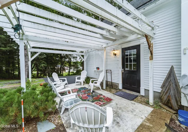 Photo 4 of Sale Pending at 173 Steele Ave Ext, Gloversville, NY 12078 | MLS# 202625752 | Listing updated on 2026-09-14