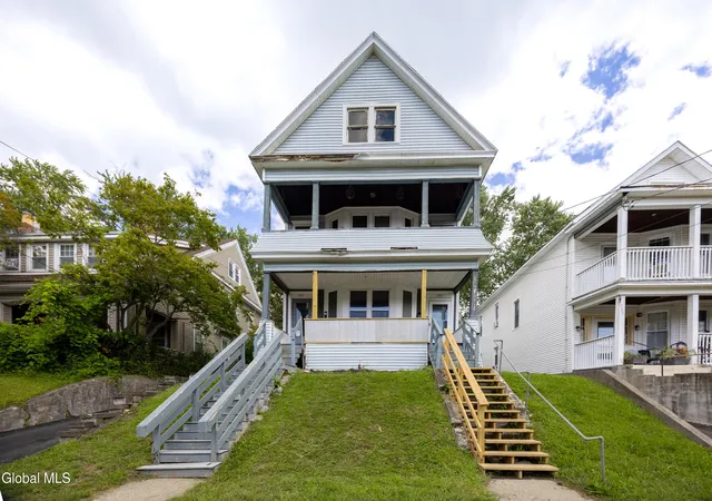Photo 1 of Sale Pending at 791 793 Park Ave, Albany, NY 12208 | MLS# 202625937 | Listing updated on 2026-09-26
