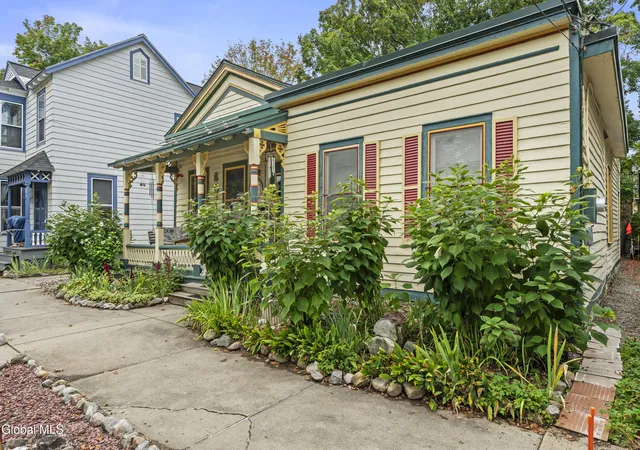 Photo 3 of Single family home for sale at 205 Regent St, Saratoga Springs, NY 12866 | MLS# 202625652 | Listing updated on 2026-09-10