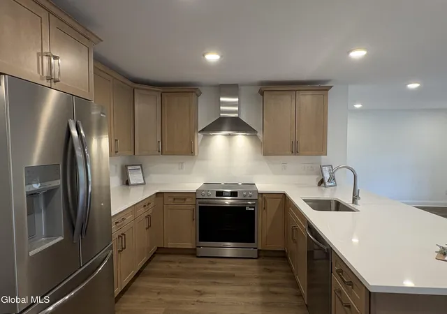 Photo 3 of Condo for sale at 14 Prescott Dr #A, Glenville, NY 12302 | MLS# 202625738 | Listing updated on 2026-09-10