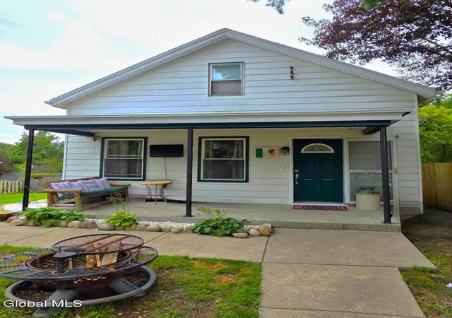 Photo 2 of Single family home for sale at 612 Pawling Ave, Troy, NY 12180 | MLS# 202625744 | Listing updated on 2026-09-10