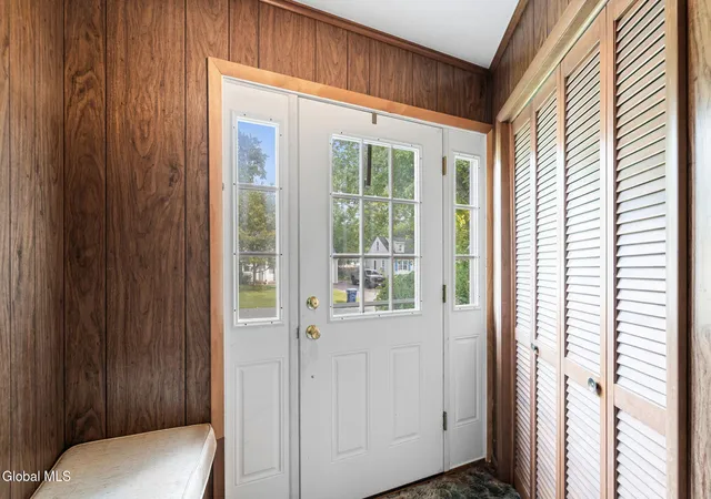 Photo 3 of Single family home for sale at 141 Polsin Dr, Schenectady, NY 12303 | MLS# 202625778 | Listing updated on 2026-09-14