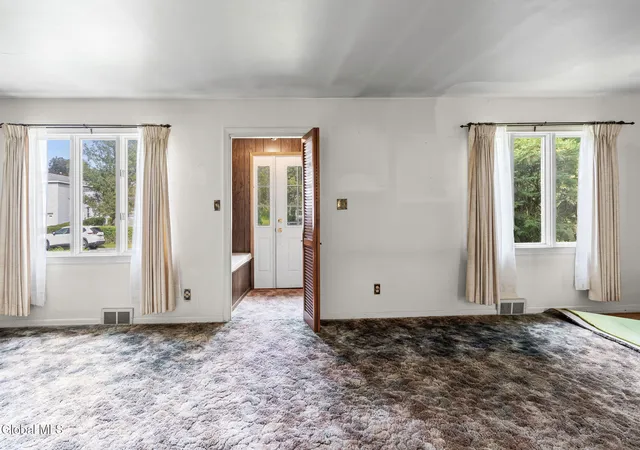 Photo 3 of Single family home for sale at 141 Polsin Dr, Schenectady, NY 12303 | MLS# 202625778 | Listing updated on 2026-09-14