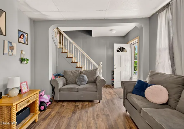 Photo 3 of Sale Pending at 800 Emmett St, Schenectady, NY 12307 | MLS# 202626297 | Listing updated on 2026-10-02