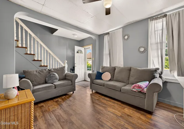 Photo 4 of Sale Pending at 800 Emmett St, Schenectady, NY 12307 | MLS# 202626297 | Listing updated on 2026-10-02