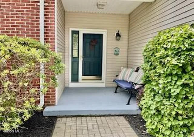 Photo 2 of Single family home for sale at 11 Brinker Way, Albany, NY 12211 | MLS# 202625910 | Listing updated on 2026-09-28