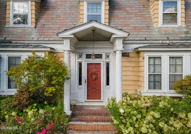 Photo 2 of Sale Pending at 919 Myrtle Ave, Albany, NY 12208 | MLS# 202625759 | Listing updated on 2026-09-15