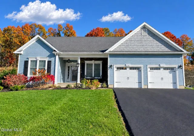 Photo 3 of Sale Pending at 6 Birch Ct, Troy, NY 12180 | MLS# 202626114 | Listing updated on 2026-09-17