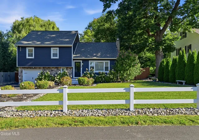 Photo 2 of Sale Pending at 2 Melody Ln, Schenectady, NY 12309 | MLS# 202625787 | Listing updated on 2026-09-12