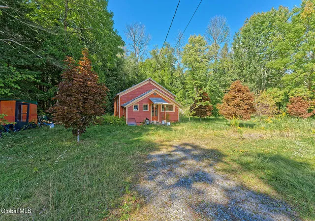Photo 1 of Sale Pending at 264 Finley Rd, Ballston Spa, NY 12020 | MLS# 202626201 | Listing updated on 2026-09-17
