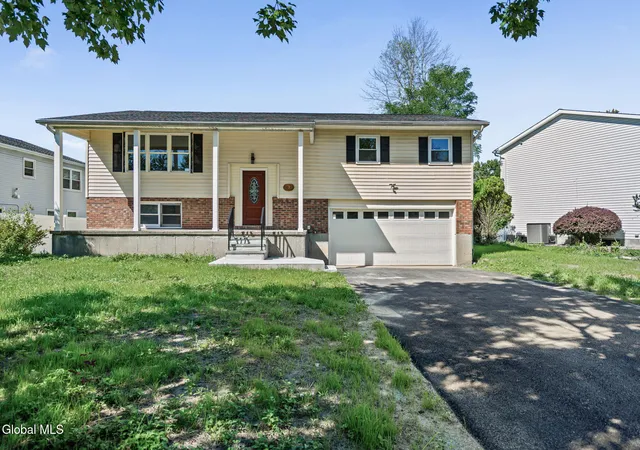 Photo 1 of Sale Pending at 3 Petalas Dr, East Greenbush, NY 12061 | MLS# 202625824 | Listing updated on 2026-09-16