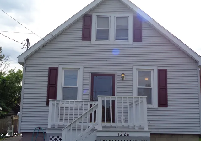 Photo 1 of Single family home for sale at 1226 Donnan Ave, Schenectady, NY 12309 | MLS# 202625907 | Listing updated on 2026-09-20