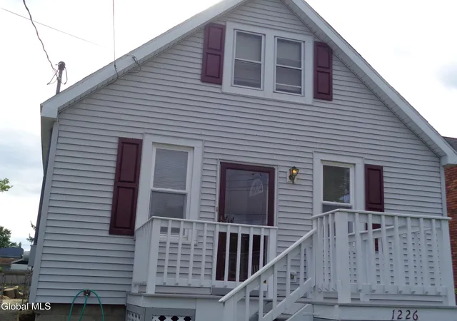 Photo 3 of Single family home for sale at 1226 Donnan Ave, Schenectady, NY 12309 | MLS# 202625907 | Listing updated on 2026-09-20