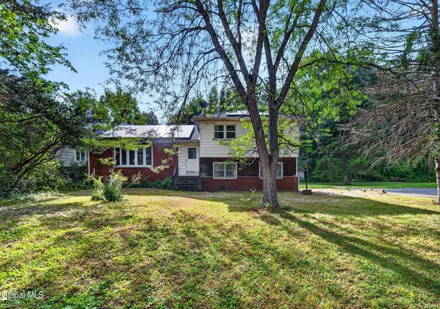 Photo 1 of Sale Pending at 304 New Salem Rd, Voorheesville, NY 12186 | MLS# 202625841 | Listing updated on 2026-09-18