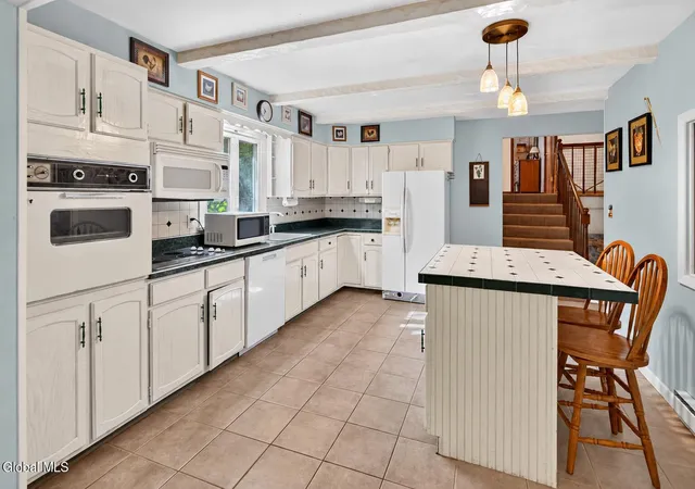 Photo 3 of Sale Pending at 304 New Salem Rd, Voorheesville, NY 12186 | MLS# 202625841 | Listing updated on 2026-09-18