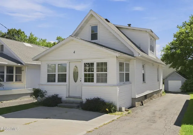 Photo 1 of Sale Pending at 4 Homestead Ave, Schenectady, NY 12304 | MLS# 202625818 | Listing updated on 2026-09-21