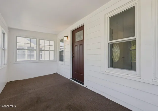 Photo 3 of Sale Pending at 4 Homestead Ave, Schenectady, NY 12304 | MLS# 202625818 | Listing updated on 2026-09-21